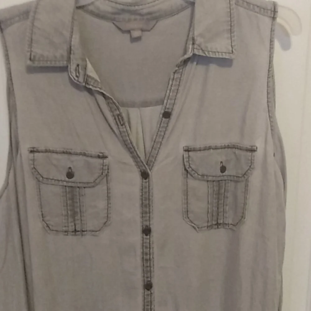 COPY - Rubbish grey distressed denim cold shoulder top. - Picture 4 of 4